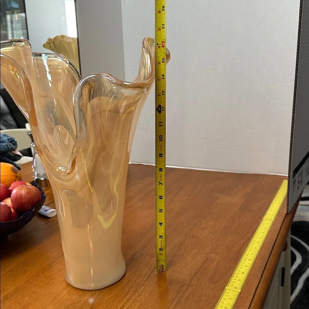 Murano Italy Swirl Glass Vase in Cream tones. Large 17” - Picture 10 of 13